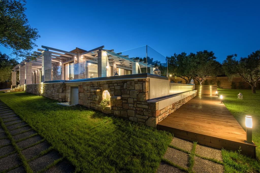 קרי Avra Luxury Villa & Spa חדר תמונה